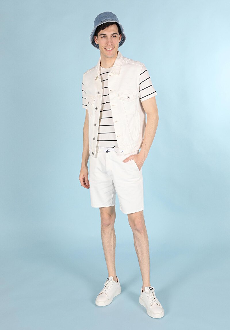 Imagine a Vestă Albă Pentru Bărbați Slim Fit Classic Fără Căptușeală Cu Nasturi De Guler