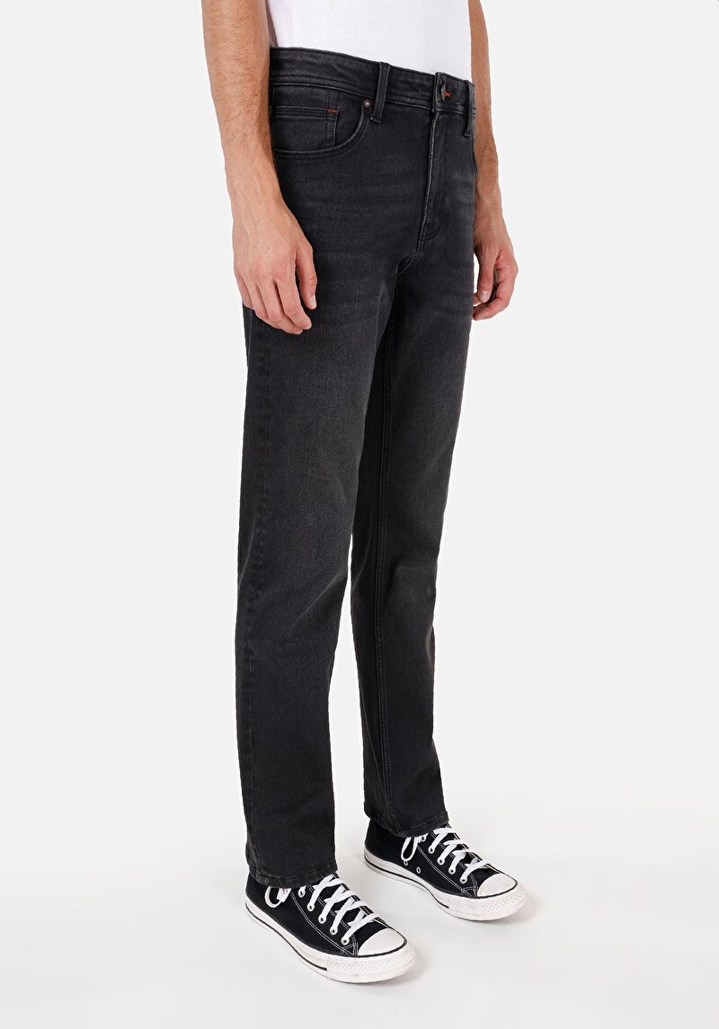 Afișați detalii pentru Pantaloni De Barbati Denim Regular Fit 045 David Cl1065660