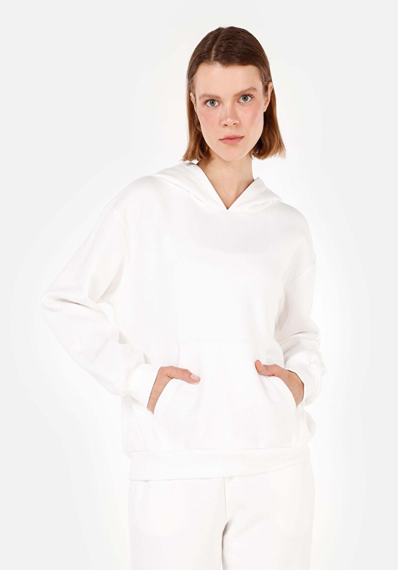 Imagine a Hanorac / Bluza De Dama Alb Regular Fit Cl1070188