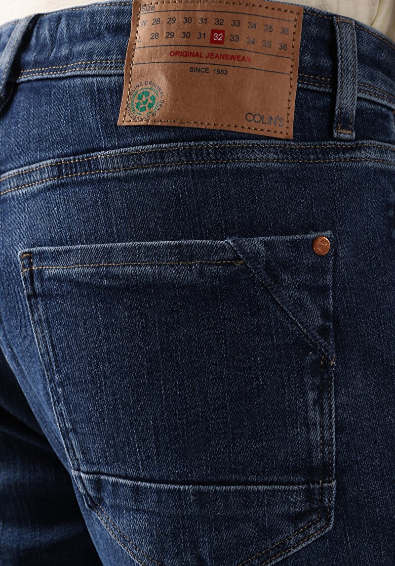 Afișați detalii pentru Pantaloni De Barbati Denim Straight Fit 044 Karl Cl1062425