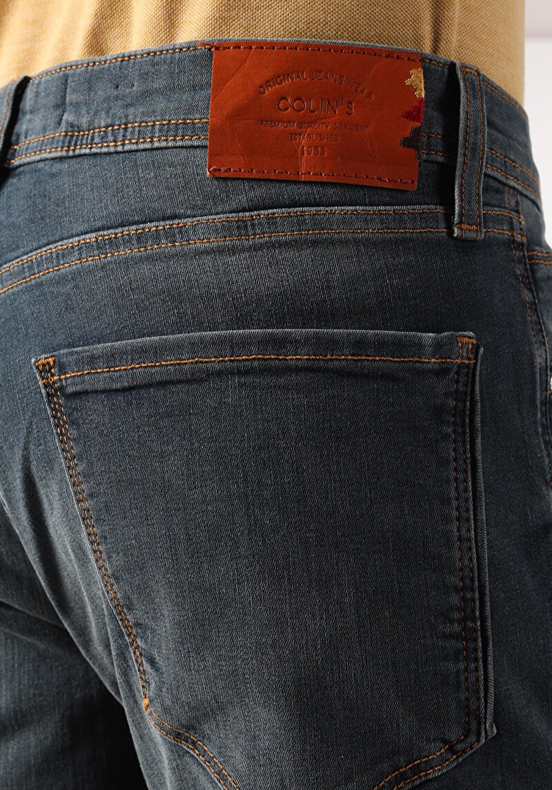 Afișați detalii pentru Pantaloni De Barbati Verde Straight Fit 044 Karl Cl1062426