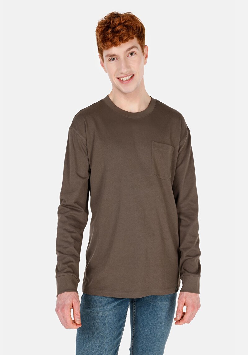 Imagine a Tricou Cu Maneca Lunga De Barbati Kaki Regular Fit  Cl1065666