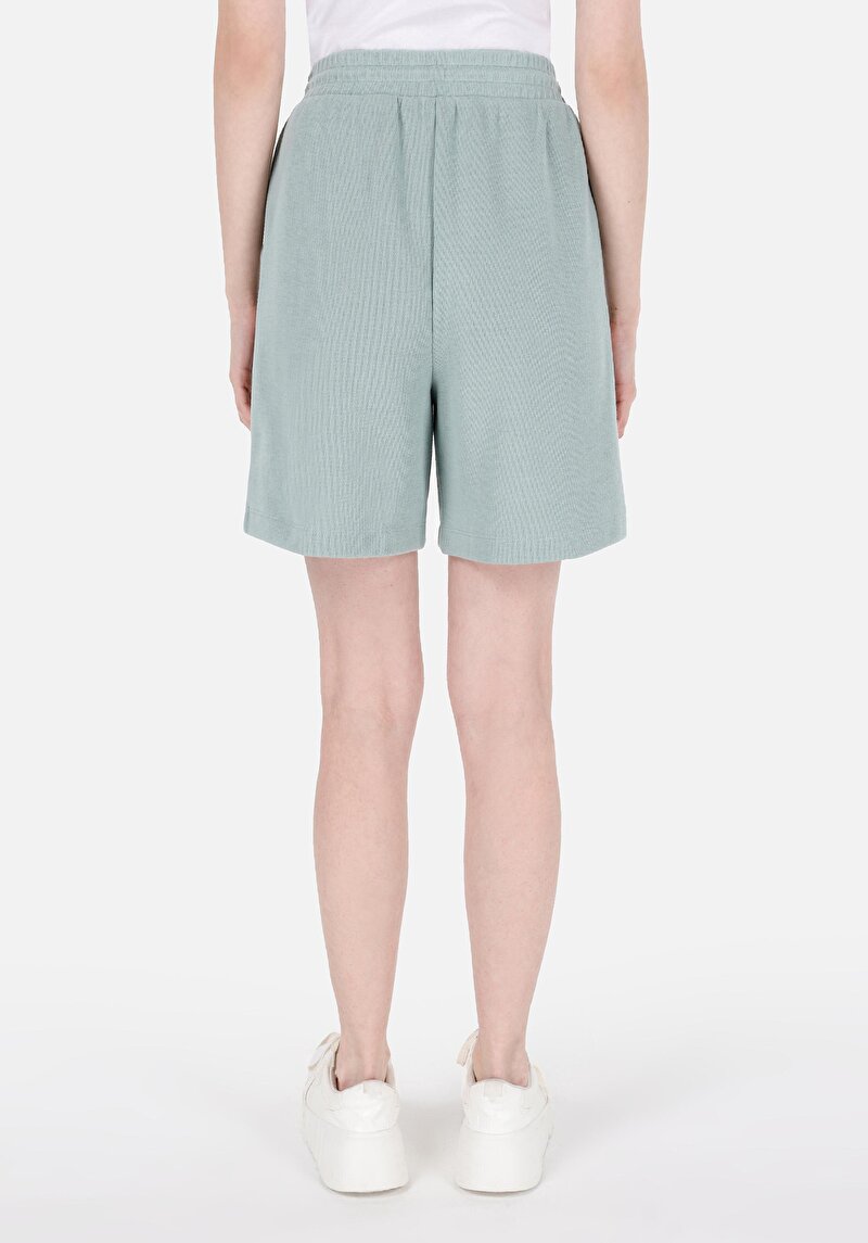Imagine a Short / Pantaloni Scurti De Dama Verde Regular Fit  Cl1069067