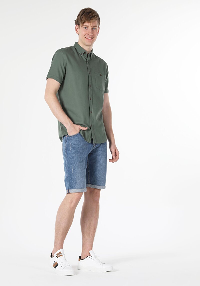 Imagine a Camasa Cu Maneca Scurta De Barbati Kaki Regular Fit  Cl1058250