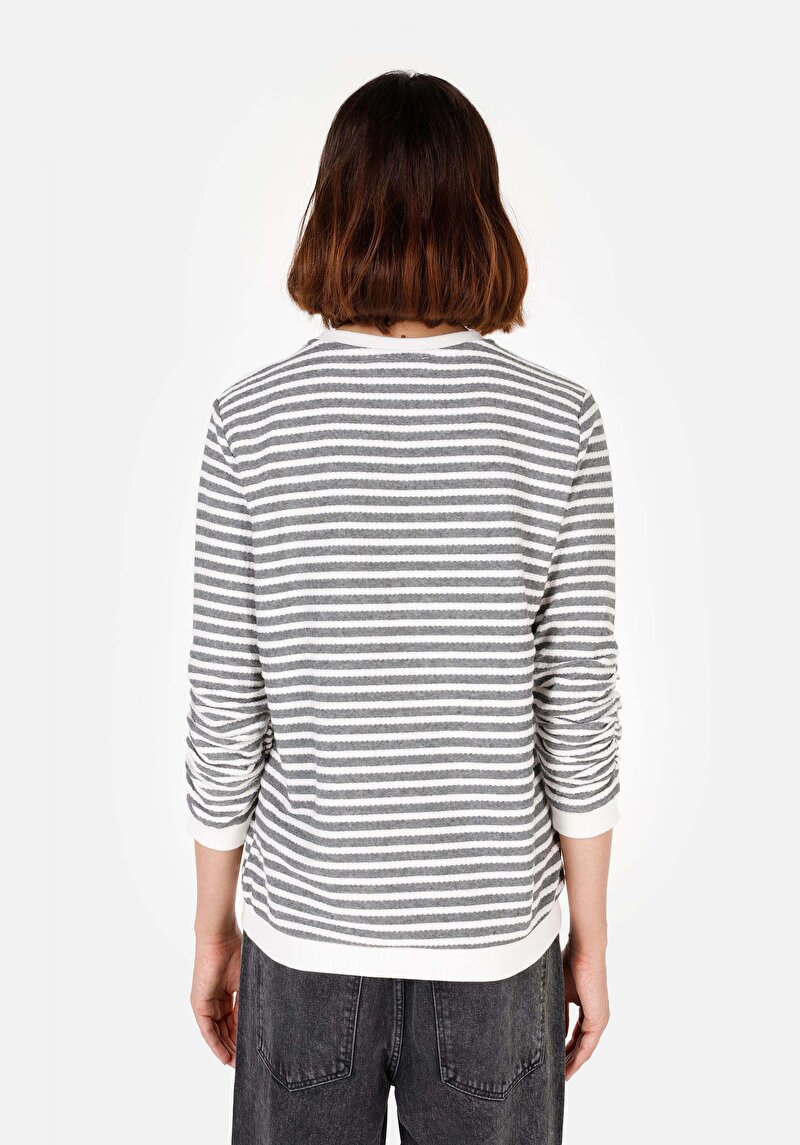 Imagine a Tricou Cu Maneca Lunga De Dama Alb Regular Fit  Cl1070221