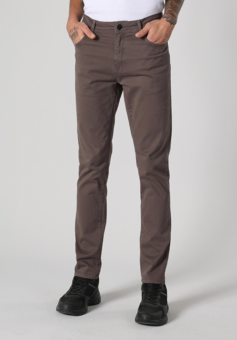 Imagine a Pantaloni Straigt Fit Cu Talie Joasă Și Picior Drept Pentru Bărbați Antracit