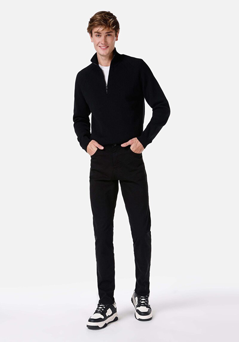 Imagine a Pantaloni De Barbati Negru Straight Fit Cl1049744