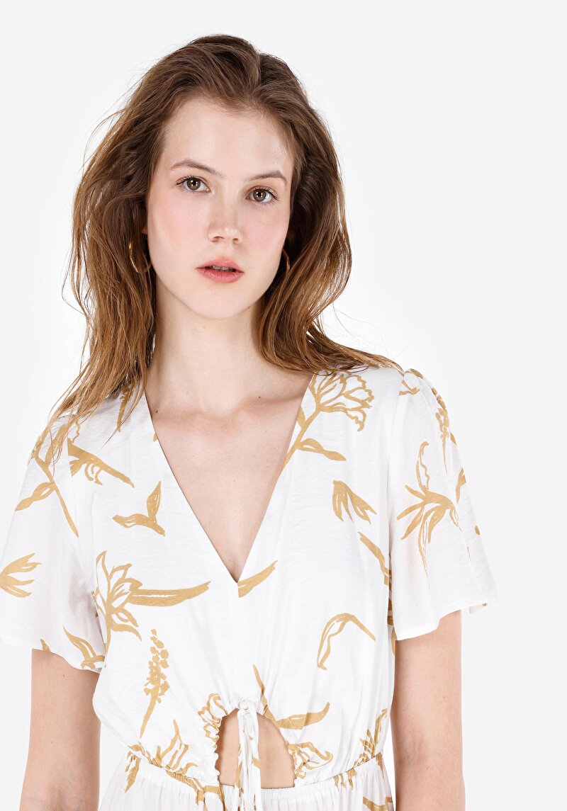 Imagine a Rochie Ecru Pentru Femei Regular Fit