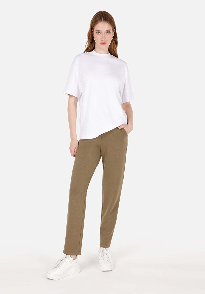 Imagine a Pantaloni De Trening De Dama Kaki Regular Fit  Cl1070252