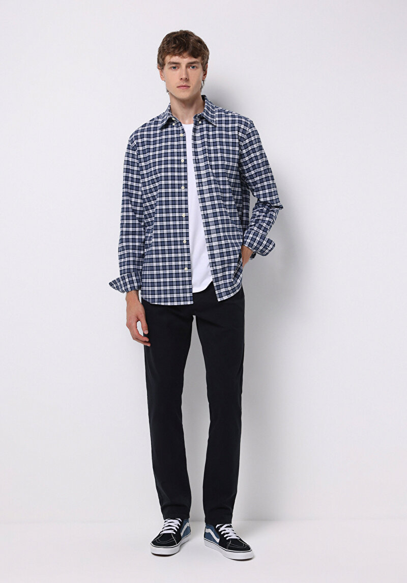 Imagine a Pantaloni Bleumarin Pentru Bărbați Cu Talie Joasă Și Picior Drept