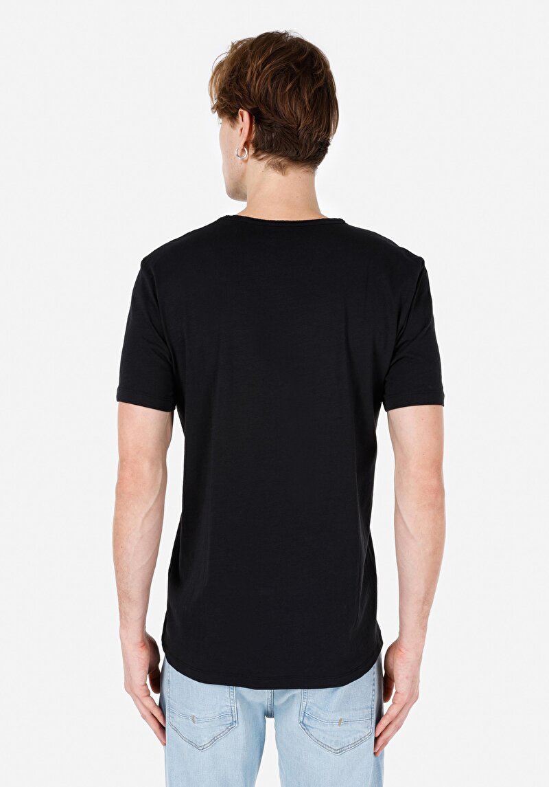 Imagine a Regular Fit Tricou Negru Cu Mânecă Scurtă Pentru Bărbați Cu Decolteu În V