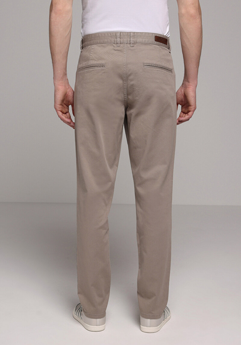 Imagine a Pantaloni De Barbati Bej Slim Fit Cl1049749
