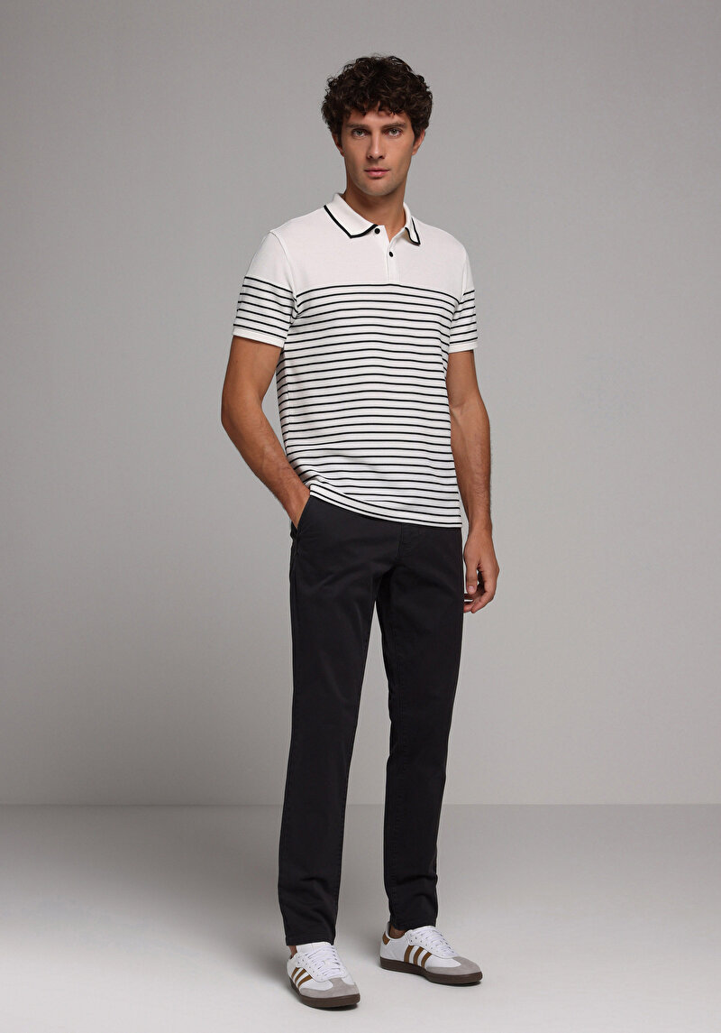 Imagine a Pantaloni De Barbati Slim Fit Cl1049749