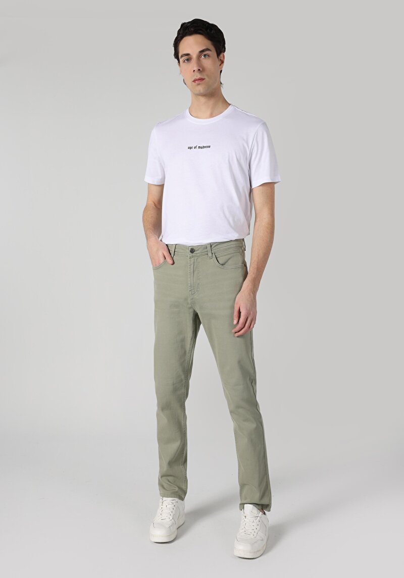 Imagine a Pantaloni De Barbati Verde Straight Fit Cl1063422