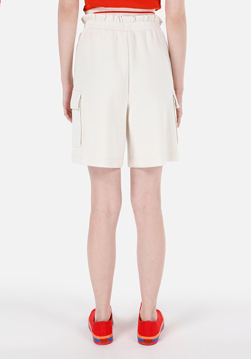 Imagine a Regular Fit Mid Talie Pantaloni Scurți Ecru Pentru Femei