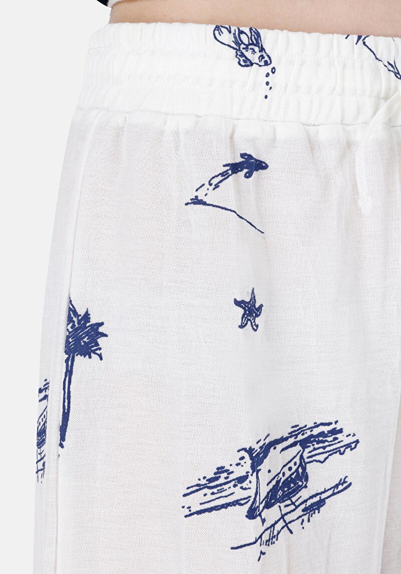 Afișați detalii pentru Regular Fit Talie Medie Pantaloni Scurți Albi Pentru Femei