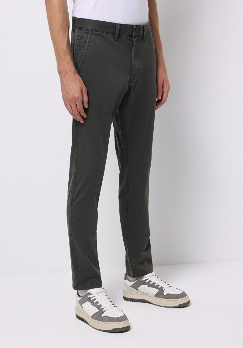 Imagine a Pantaloni De Barbati Verde Slim Fit Cl1049749