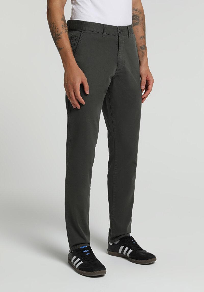 Imagine a Pantaloni De Barbati Verde Slim Fit Cl1049749