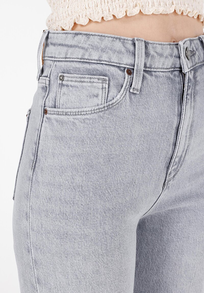 Afișați detalii pentru Blugi Din Denim Pentru Femei Regular Fit