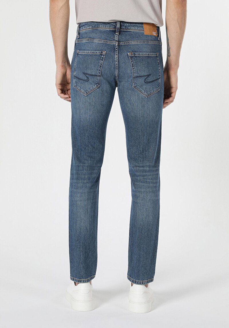 Afișați detalii pentru Pantaloni De Barbati Albastru Straight Fit 044 Karl Cl1058600