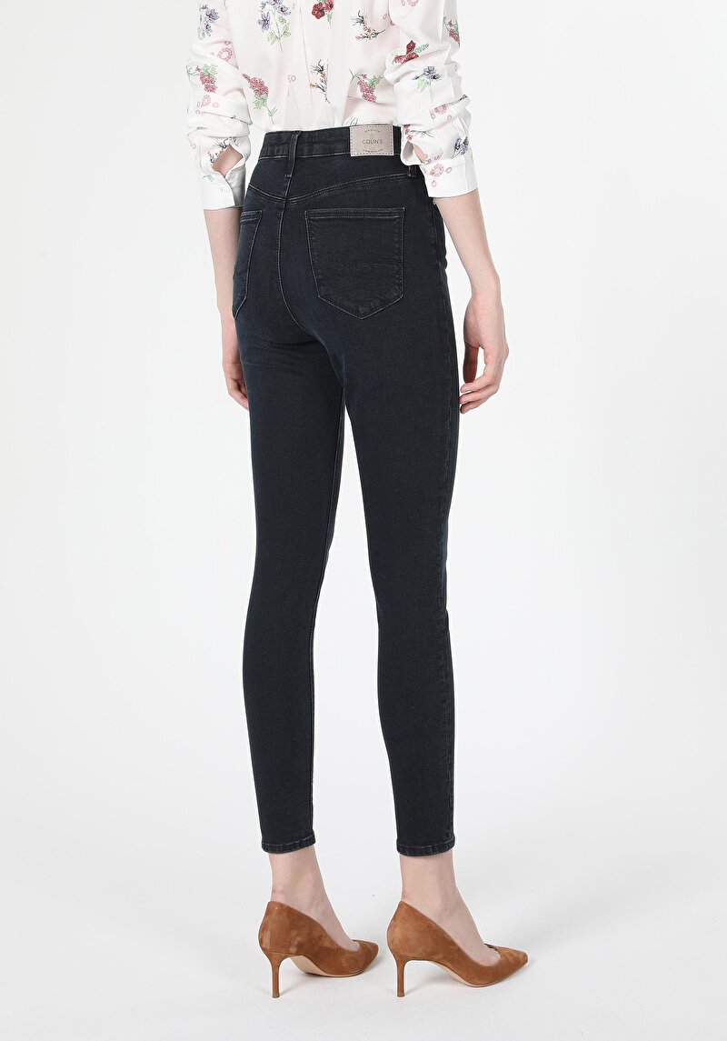 Afișați detalii pentru Pantaloni De Dama Albastru Inchis Skinny Fit 760 Diana Cl1061417