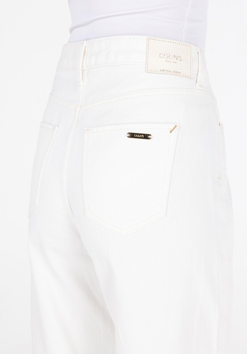 Afișați detalii pentru Blugi Albi Pentru Femei Regular Fit