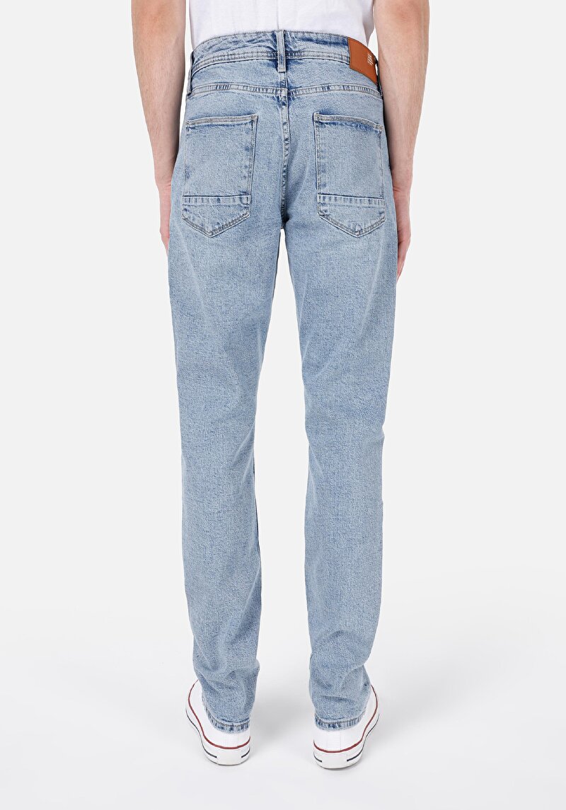 Afișați detalii pentru Blugi İndigo Pentru Bărbați Cu Potrivire Dreaptă