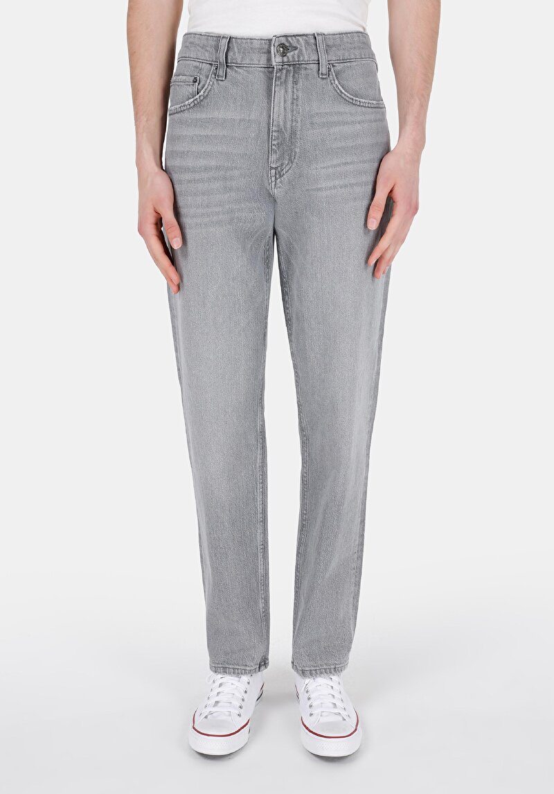Imagine a Blugi Gri Pentru Bărbați Cu Talie Dreaptă