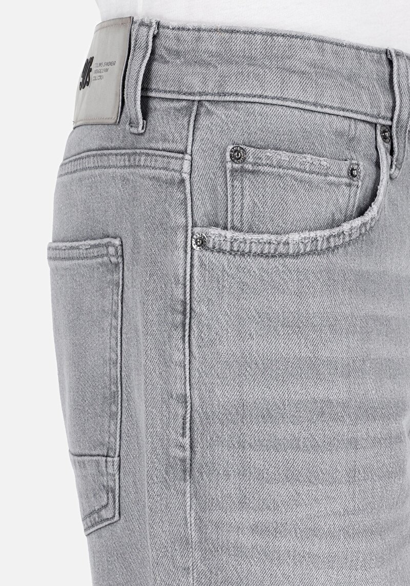 Afișați detalii pentru Blugi Gri Pentru Bărbați Cu Talie Dreaptă