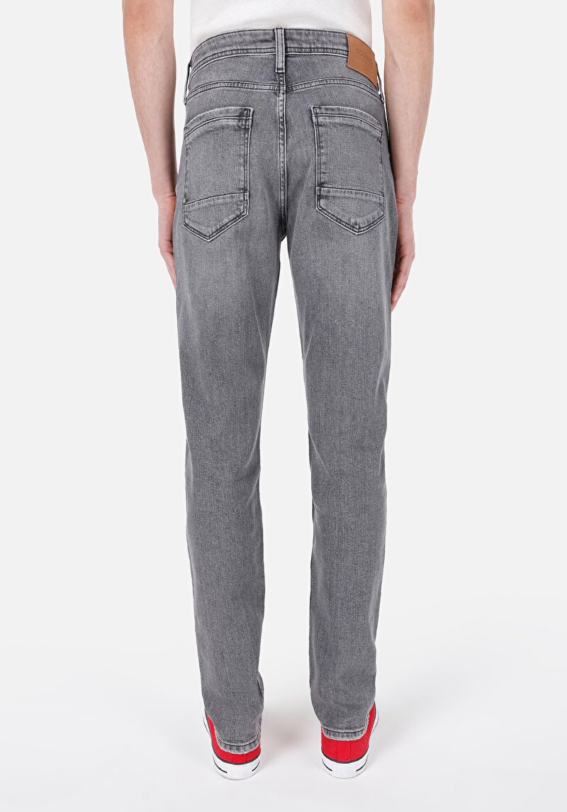 Afișați detalii pentru Blugi Negri Bărbați Cu Potrivire Dreaptă