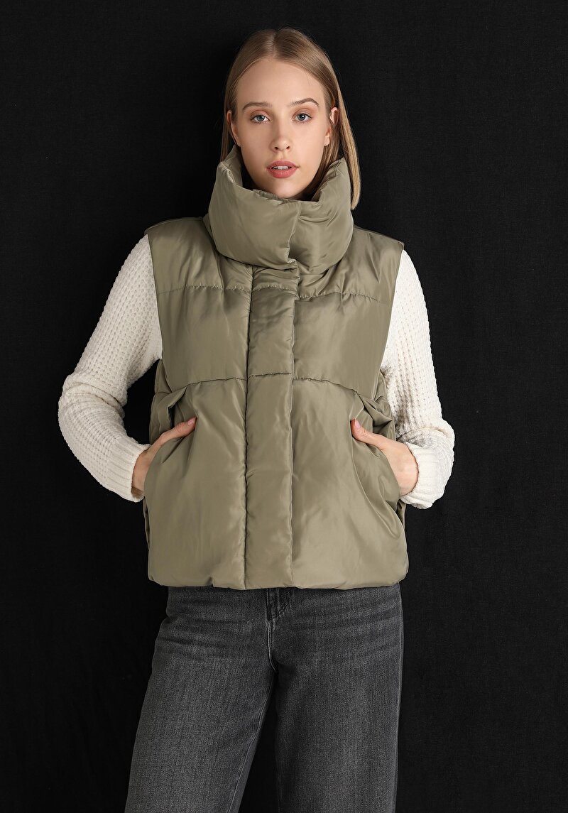 Imagine a Vesta De Dama Verde Regular Fit  Cl1060229