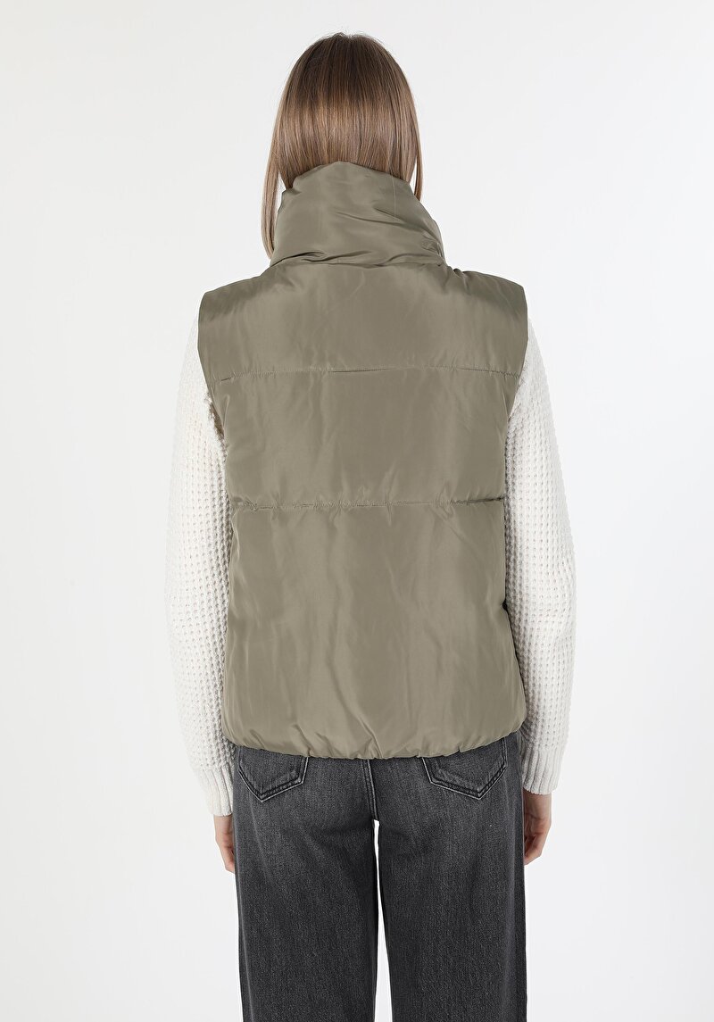 Imagine a Vesta De Dama Verde Regular Fit Cl1060229