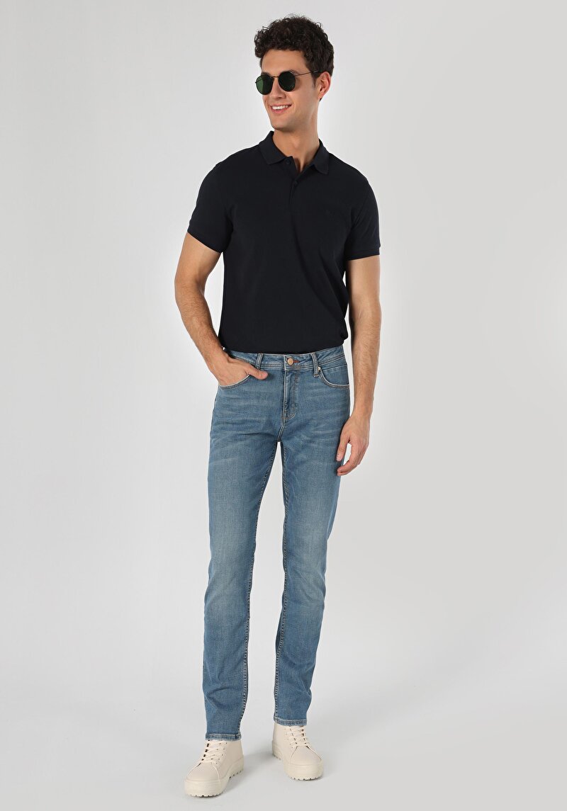Imagine a Pantaloni De Barbati Denim Straight Fit 044 Karl Cl1063494
