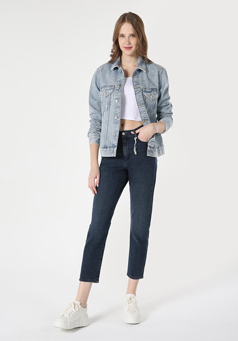 Imagine a Slim Fit Talie Medie Picior Subțire Blugi İndigo Închis Pentru Femei