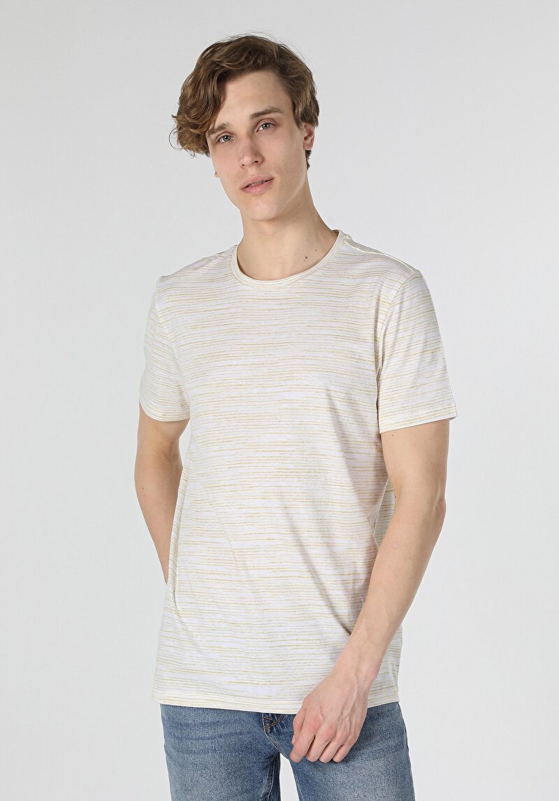 Afișați detalii pentru Tricou Cu Maneca Scurta De Barbati Galben Regular Fit  Cl1058833