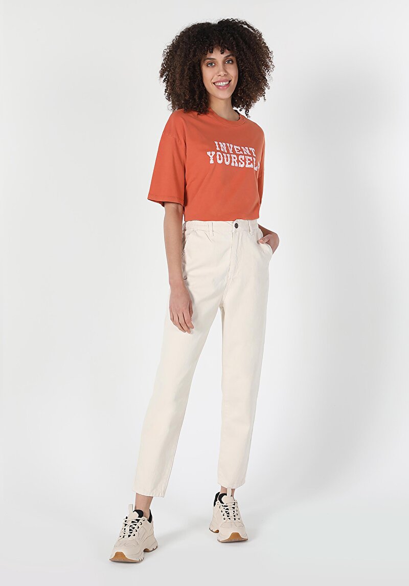 Imagine a Pantaloni De Dama Ecru Baggy Fit Cl1058879