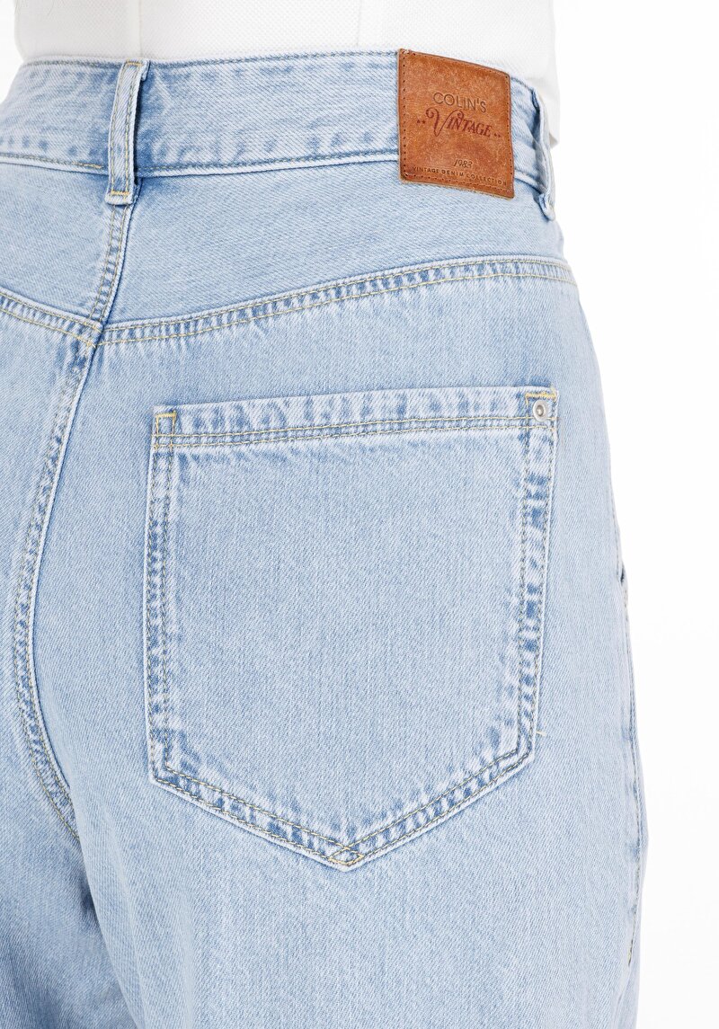 Afișați detalii pentru Blugi Barrel Fit Indigo Pentru Femei