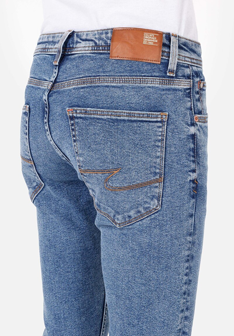 Afișați detalii pentru Pantaloni De Barbati Albastru Inchis Straight Fit 044 Karl Cl1070590