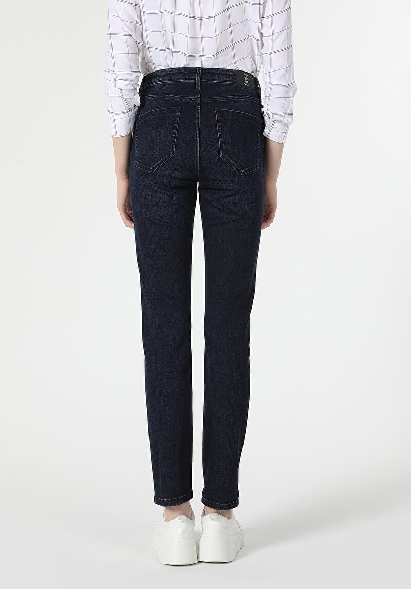 Afișați detalii pentru Pantaloni De Dama Denim Skinny Fit 760 Diana Cl1060390