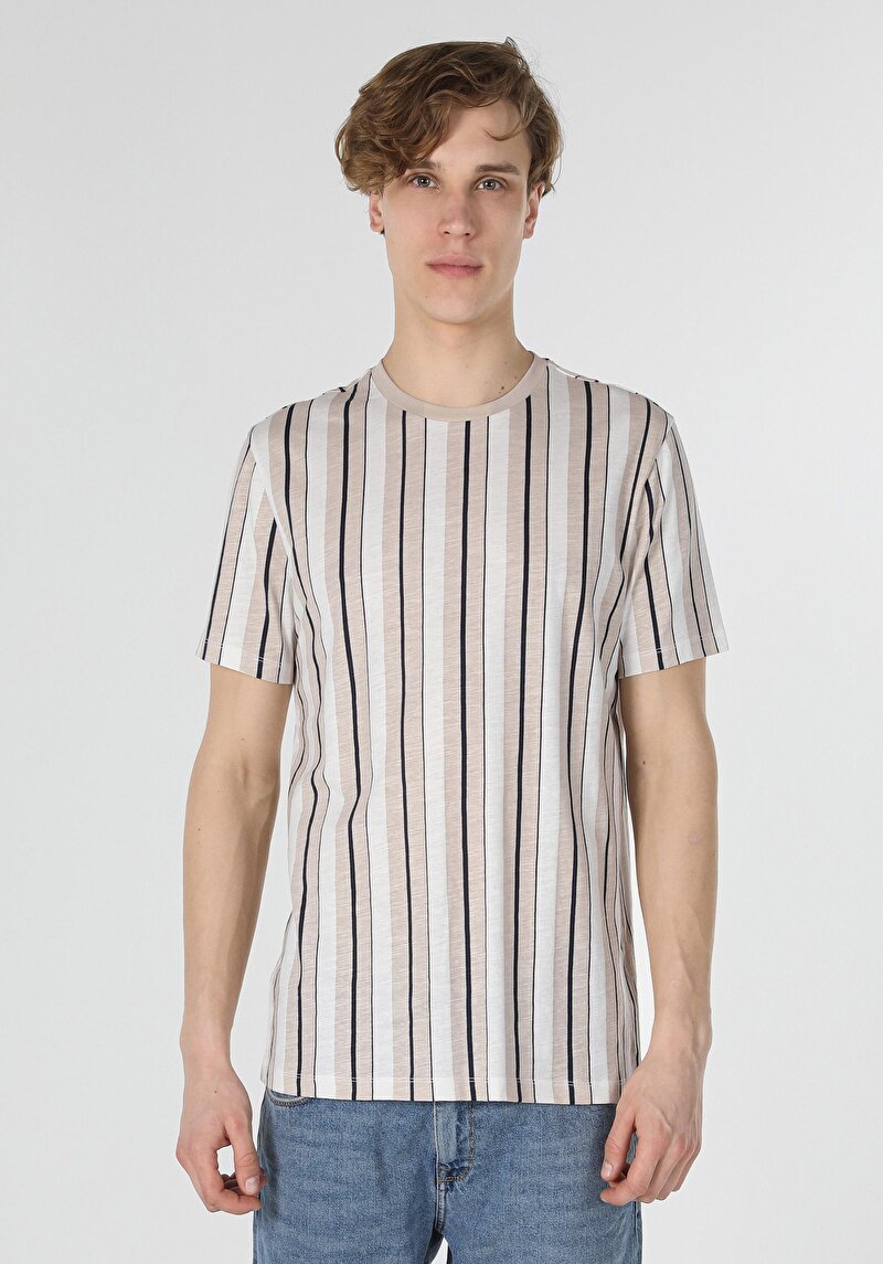 Afișați detalii pentru Tricou Cu Maneca Scurta De Barbati Bej Regular Fit  Cl1059115