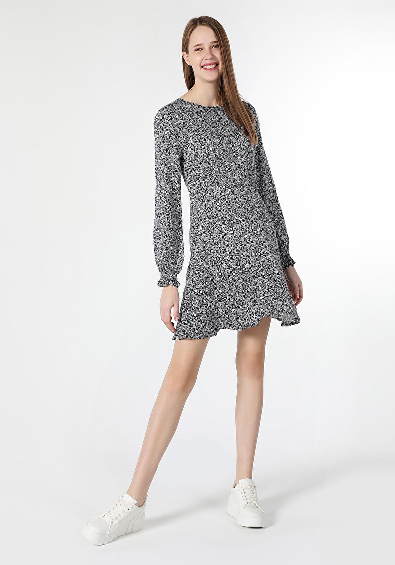 Imagine a Rochie Slim Fit Bleumarin Pentru Femei