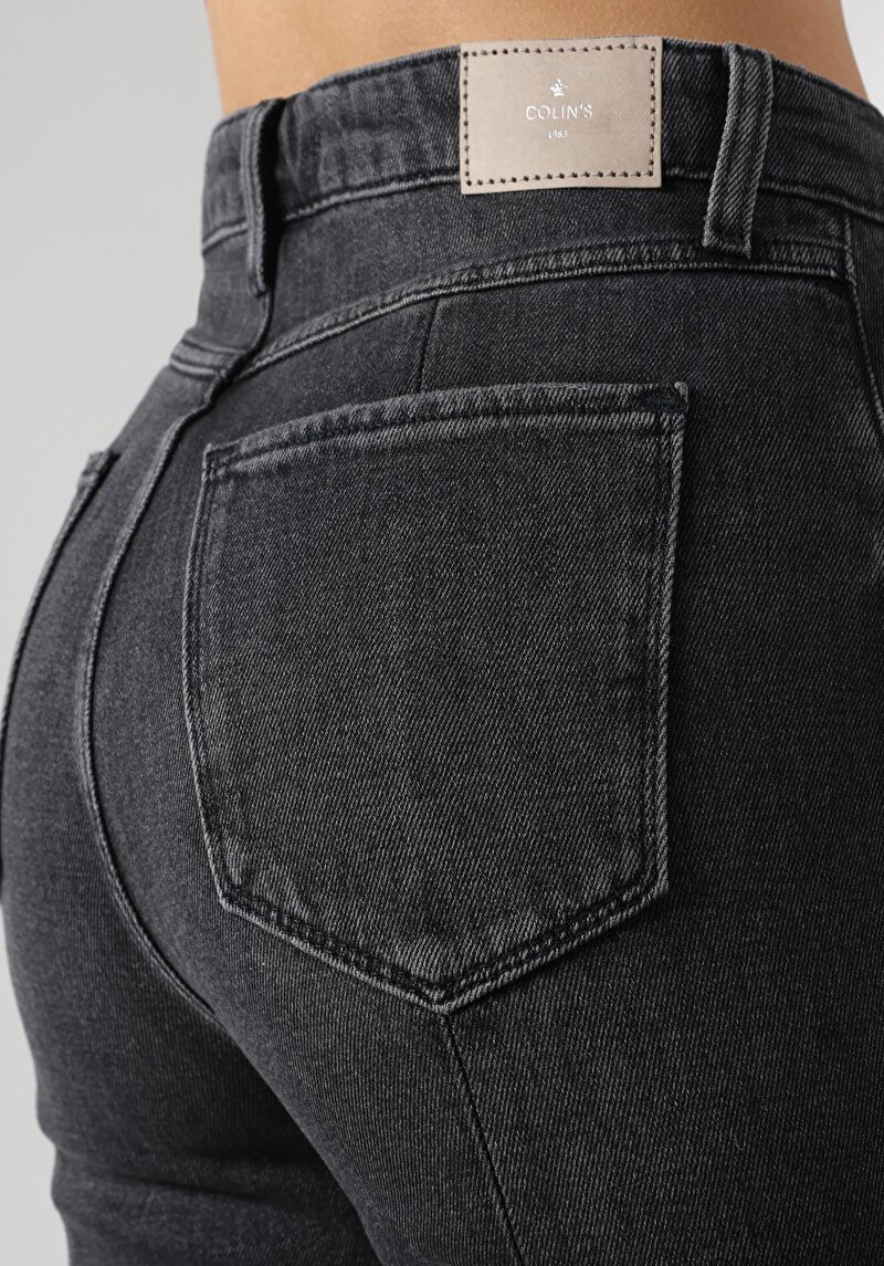 Afișați detalii pentru Regular Fit Mid Waist Bootcut Blugi Negri Pentru Femei