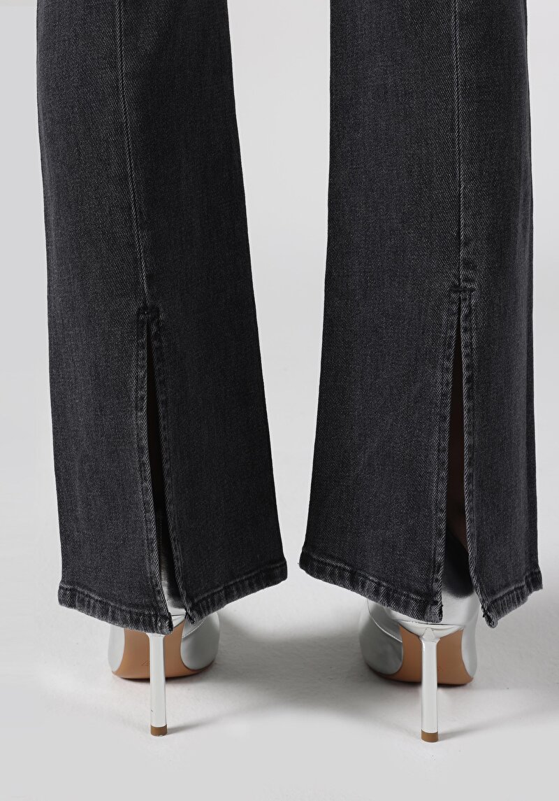 Afișați detalii pentru Regular Fit Mid Waist Bootcut Blugi Negri Pentru Femei