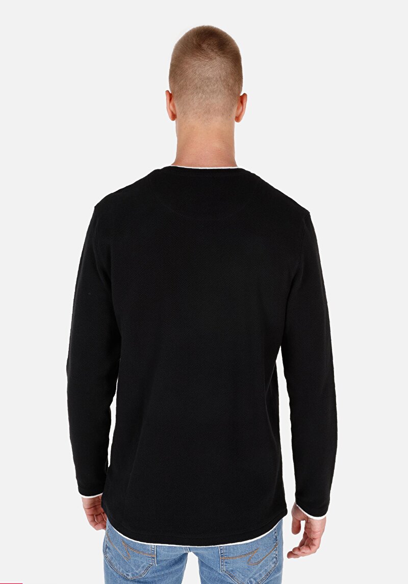 Afișați detalii pentru Regular Fit Round Neck Drept Bărbați Negru Tricou Cu Mânecă Lungă