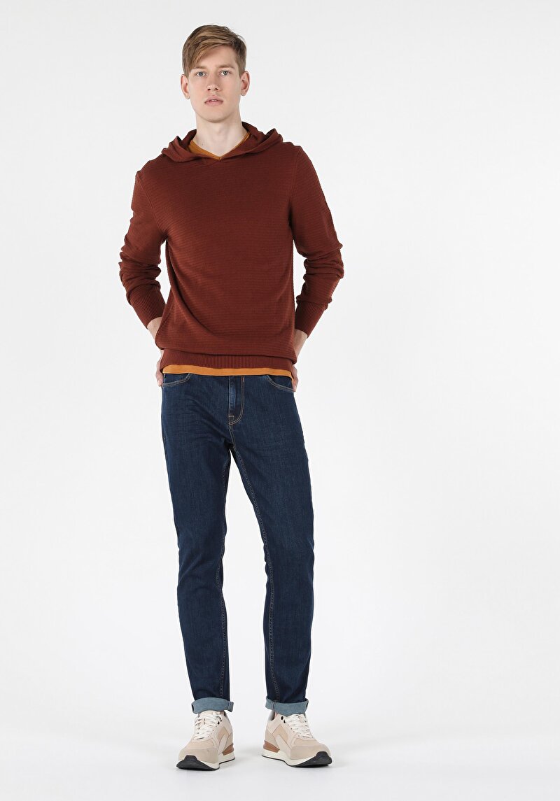 Imagine a Pulover Maro Pentru Bărbați Cu Glugă Regular Fit