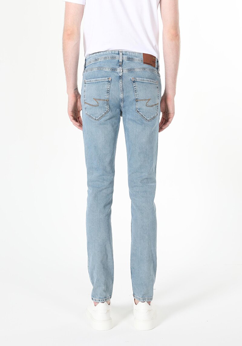 Afișați detalii pentru Pantaloni De Barbati Albastru Deschis Straight Fit 044 Karl Cl1059204