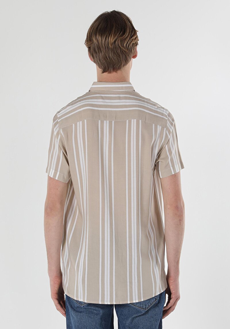 Imagine a Cămașă Cu Dungi Cămașă Cu Mânecă Scurtă Bej Pentru Bărbați