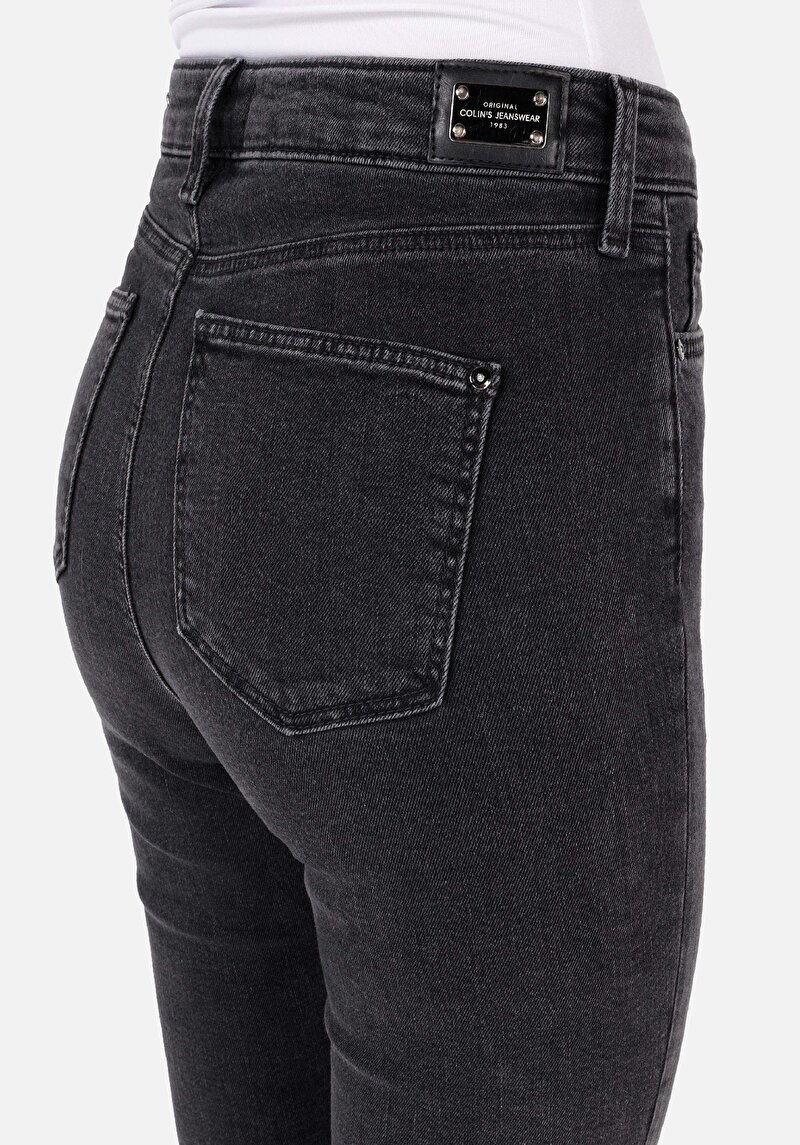 Afișați detalii pentru Blugi Skinny Fit Indigo Închis Pentru Femei