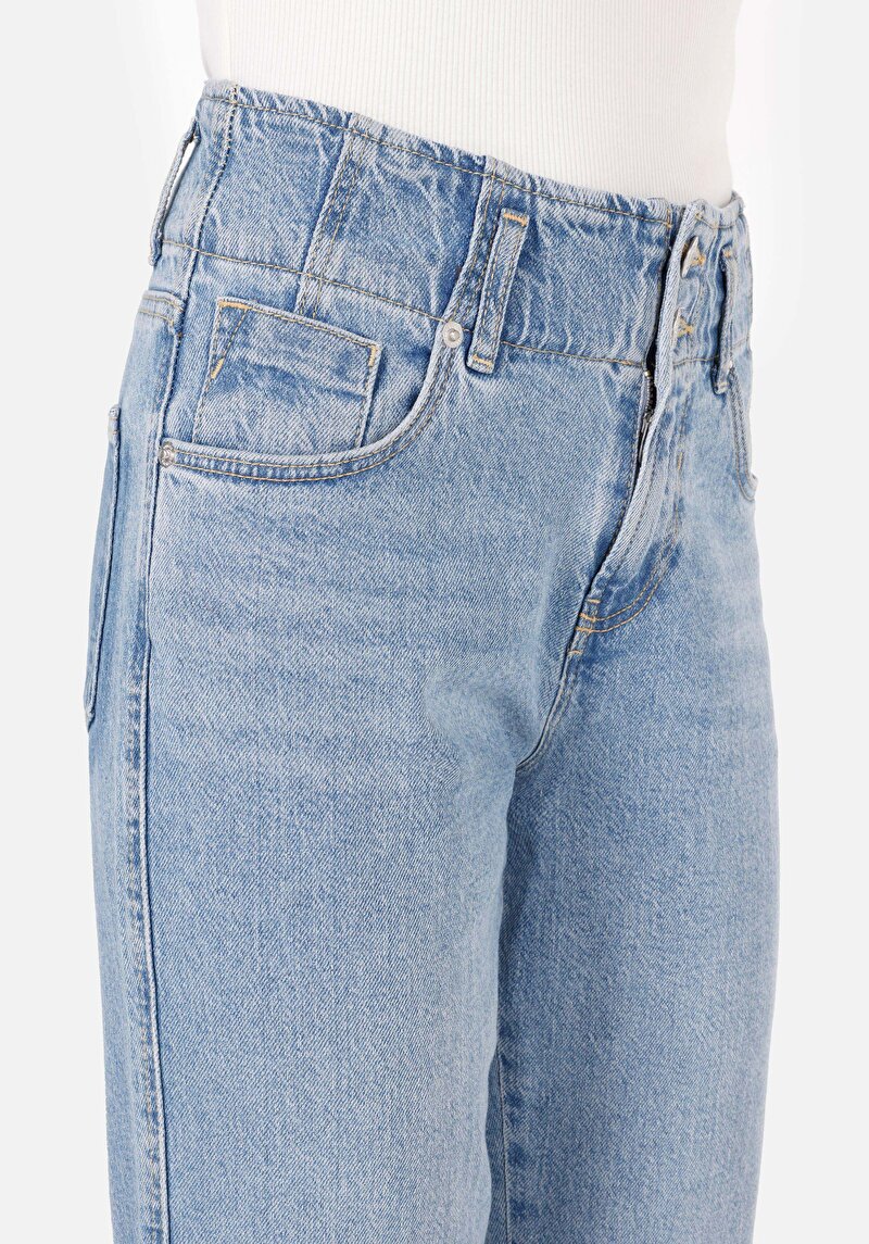 Afișați detalii pentru Blugi İndigo Pentru Femei Regular Fit