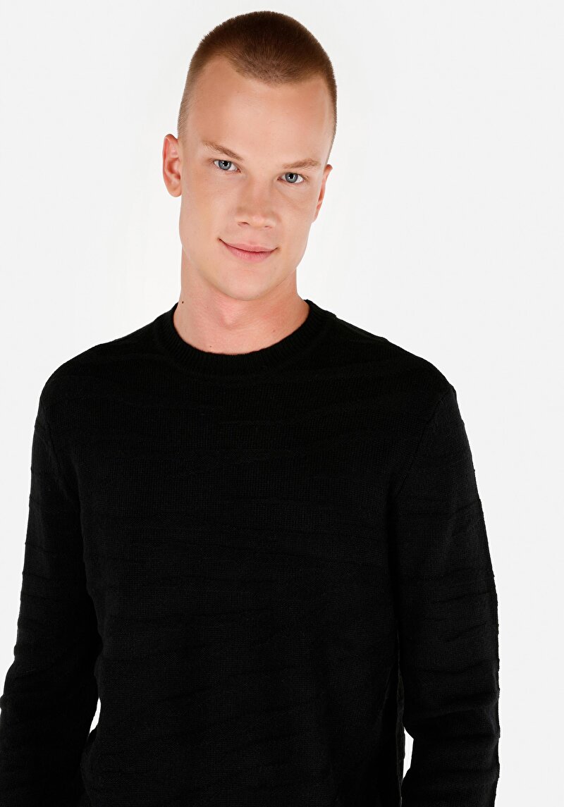 Imagine a Pulover De Barbati Negru Regular Fit Cl1069901